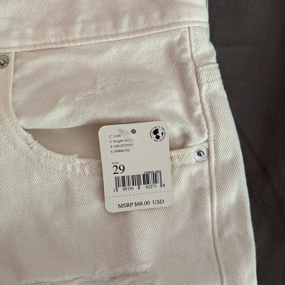 NWT We the Free cutoff denim shorts white/cream - Picture 4 of 5